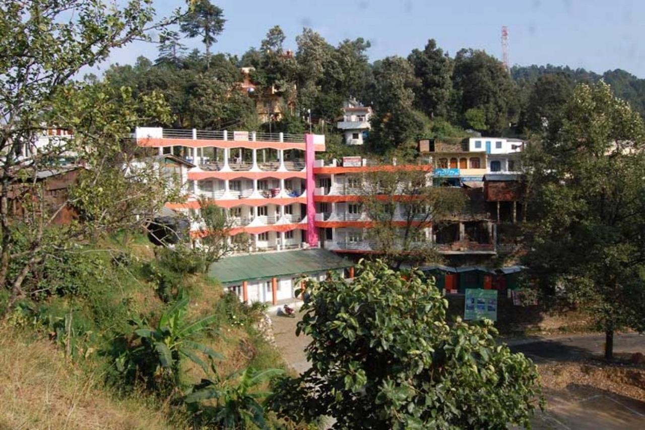Goroomgo Hotel Shivay Near Kausani Chouraha - Mountain View - Excellent Customer Service Екстериор снимка